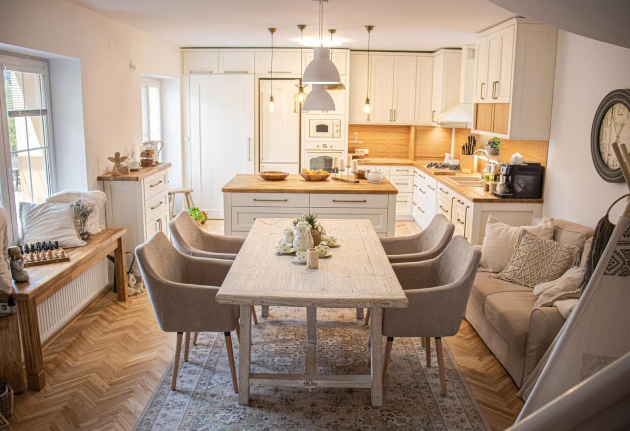 Apartmany U Petry ลูฮาโชวิตเซอ ภายนอก รูปภาพ